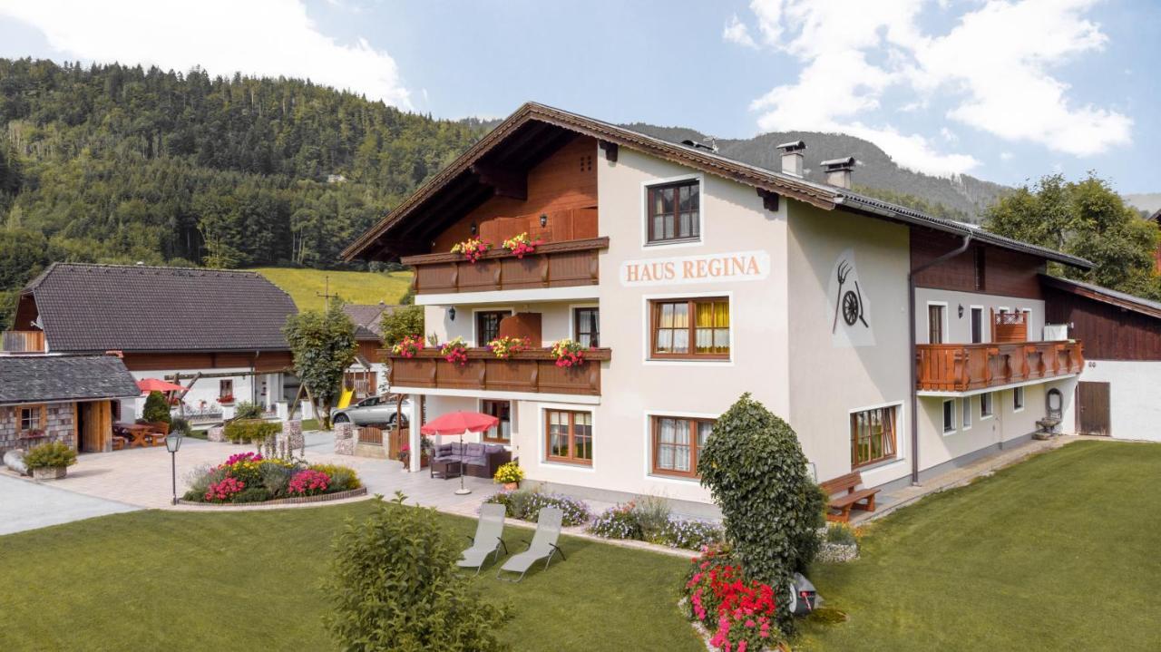 ストローブル Haus Reginaアパートホテル エクステリア 写真