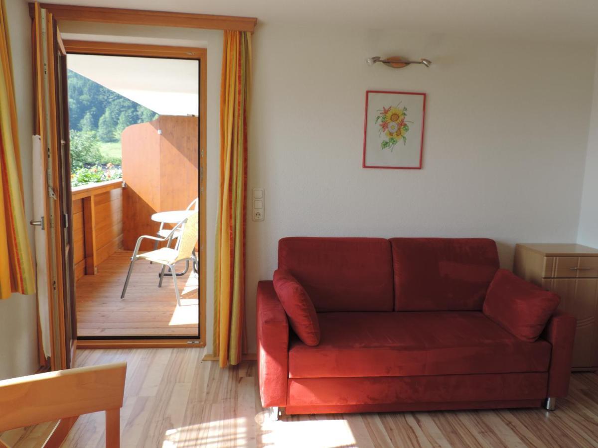 ストローブル Haus Reginaアパートホテル 部屋 写真